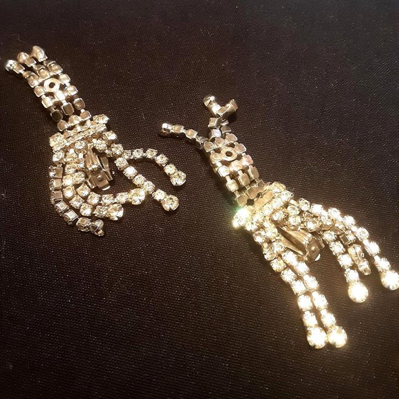 ****SOLD**** Vtg Kramer Bracelet & Waterfall earrings - Picture 5 of 13